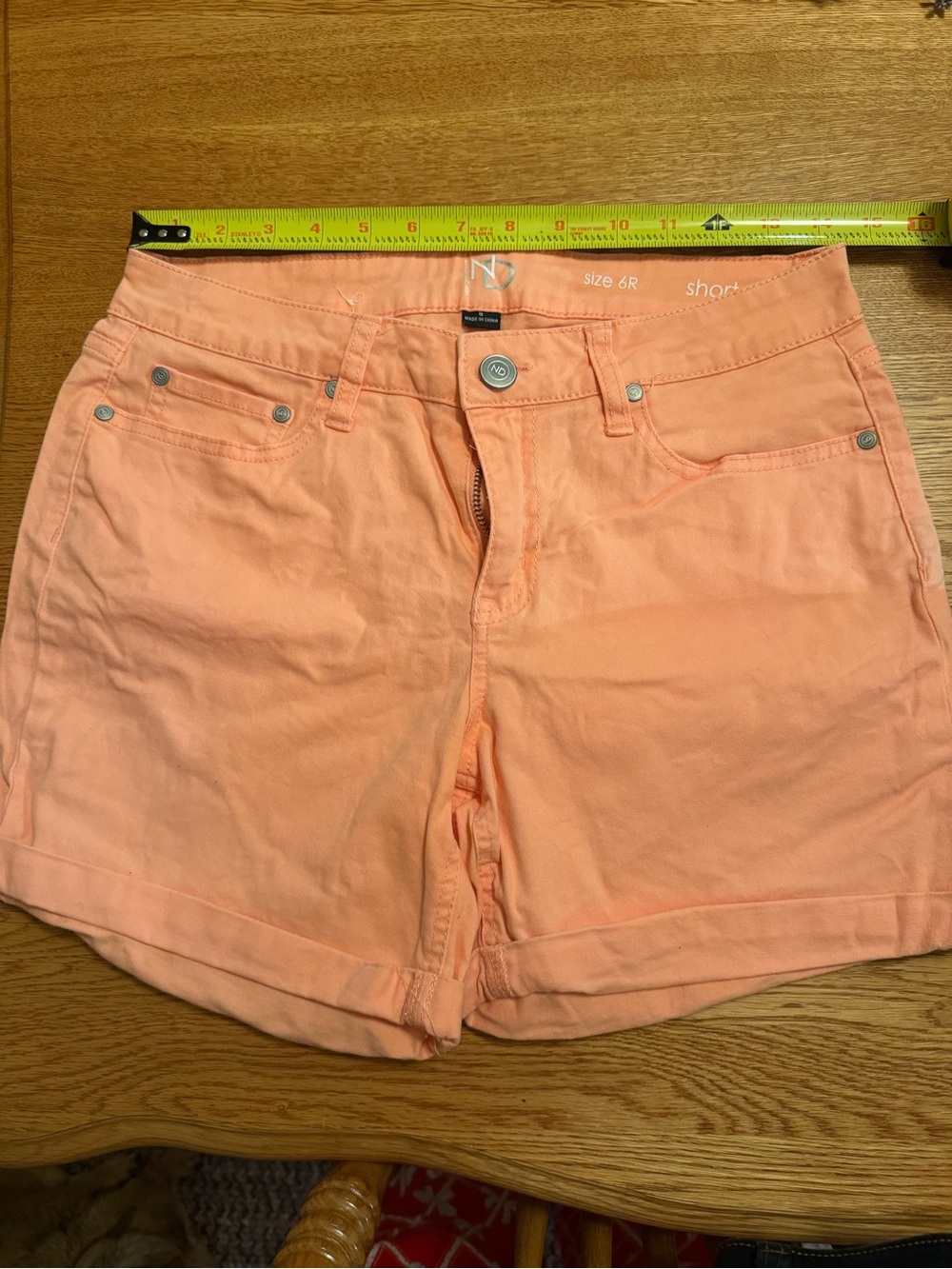 new directions Peach-Pink Cuffed Jean Shorts